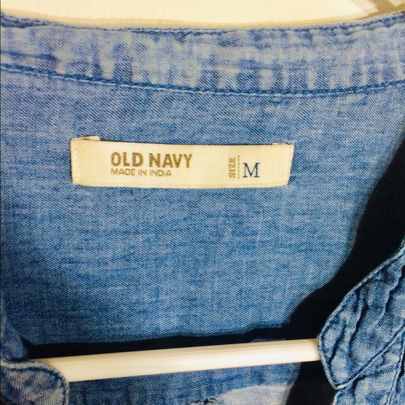 Old Navy Top - Picture 3 of 3